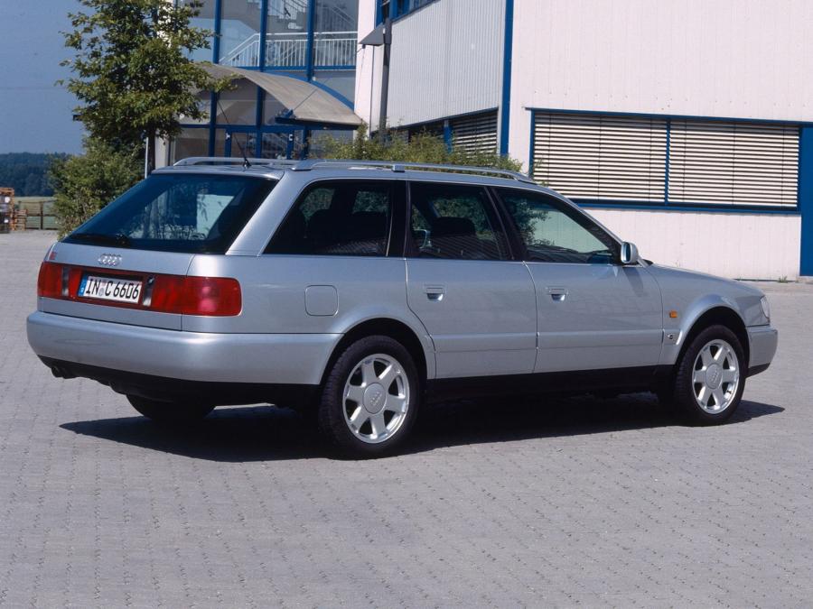  Audi S6 Avant 1994 года  (фото 9 из 11)